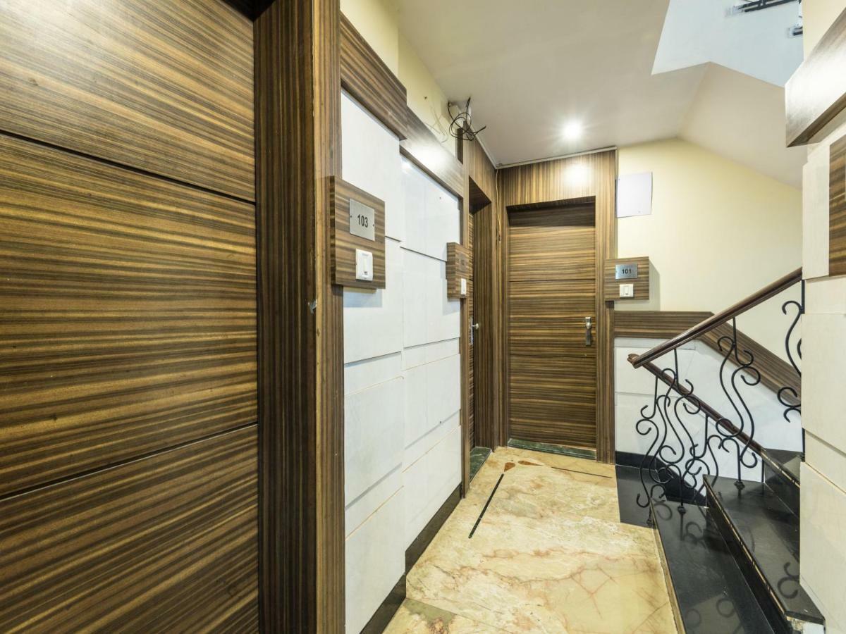 Oyo 3287 Hotel Mansarovar Наві-Мумбаї Екстер'єр фото