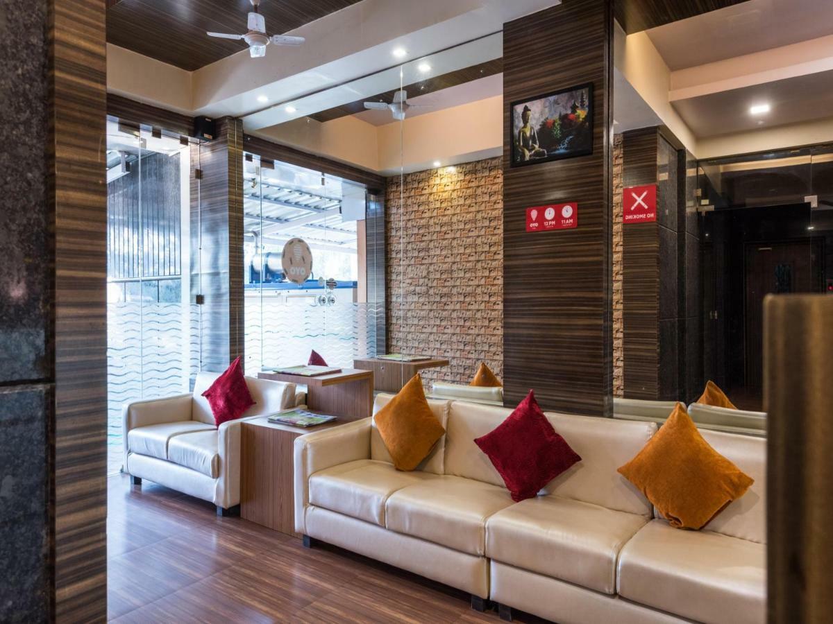 Oyo 3287 Hotel Mansarovar Наві-Мумбаї Екстер'єр фото